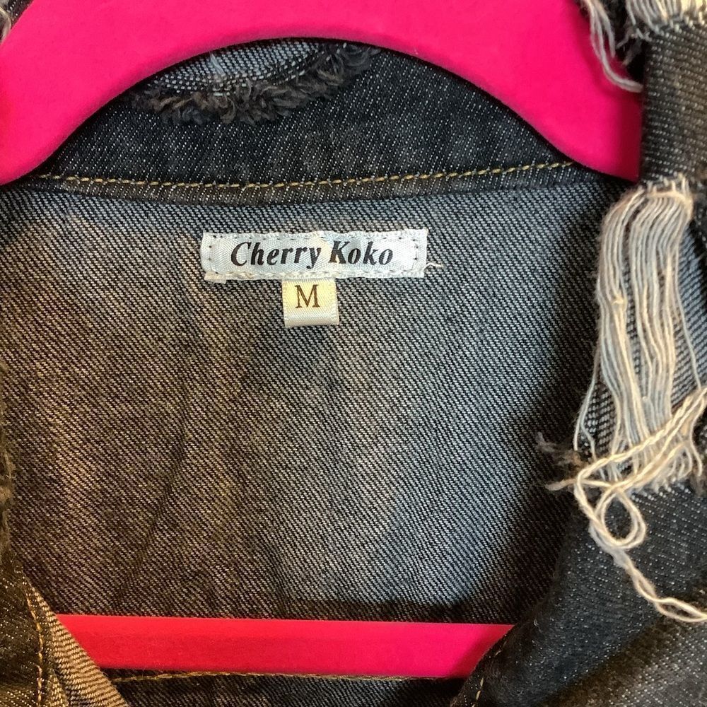 Cherry 🍒 Koko Longline Distressed Denim Jacket - Picture 3 of 9